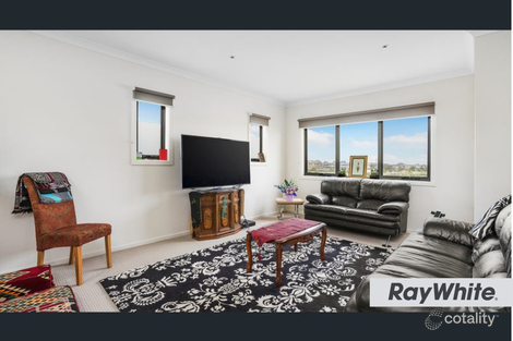 Property photo of 22 Verde Lane Keysborough VIC 3173