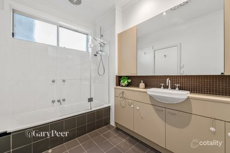 Property photo of 2/226 Alma Road St Kilda East VIC 3183