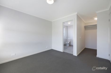 21 Callaway Ct, Peterborough, VIC 3270