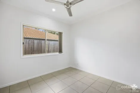 Property photo of 21 Maurie Pears Crescent Pimpama QLD 4209