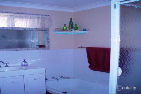 Property photo of 2 Axminster Street Warnbro WA 6169