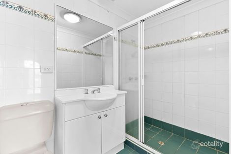 Property photo of 10/27-28 Parkside Lane Westmead NSW 2145