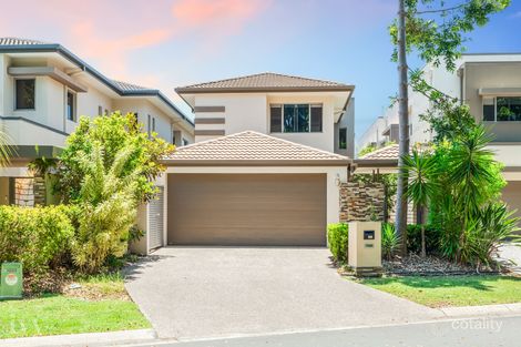 Property photo of 2243 Glengallon Way Hope Island QLD 4212