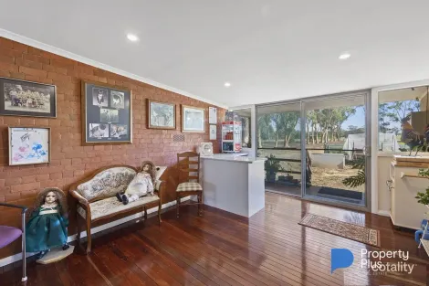 Property photo of 30 Raglan Street Newbridge VIC 3551