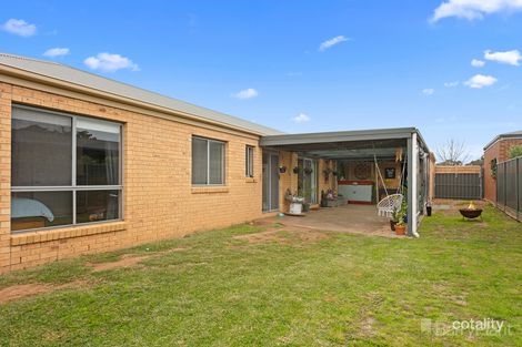 Property photo of 8 Metropolitan Drive Eaglehawk VIC 3556