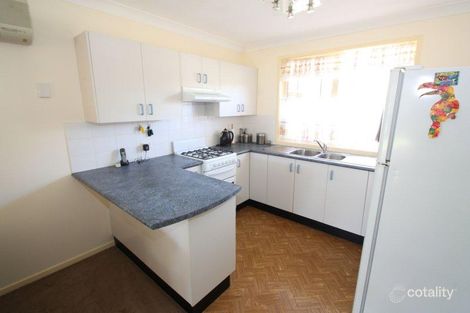 Property photo of 32 Henze Crescent Claremont Meadows NSW 2747