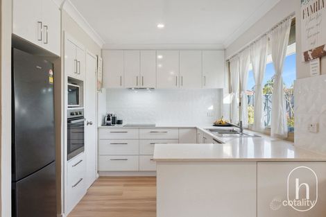 Property photo of 37 Sandalford Drive Beldon WA 6027