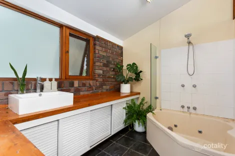 Property photo of 78 Graham Street Glendale NSW 2285