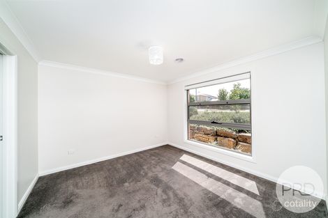 Property photo of 2 Claymore Road Estella NSW 2650