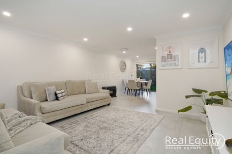 Property photo of 1/27-31 Napier Avenue Lurnea NSW 2170