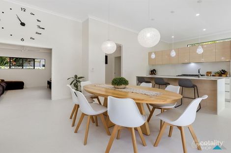 Property photo of 15 Flow Close Trinity Beach QLD 4879