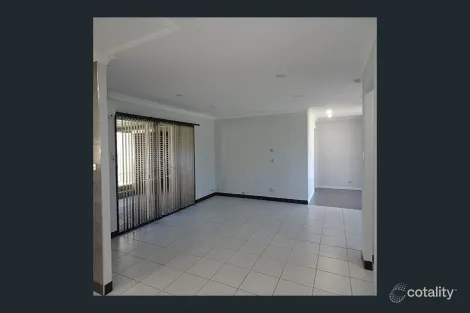 Property photo of 12 Fortinbras Close Rosemeadow NSW 2560