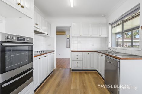Property photo of 21 Marmion Street Mannering Park NSW 2259