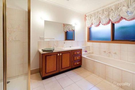 Property photo of 3 Cambourne Court Wodonga VIC 3690