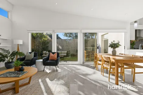 Property photo of 2/71 Berry Avenue Edithvale VIC 3196
