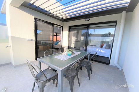 Property photo of 6/23 Green Road Hillarys WA 6025