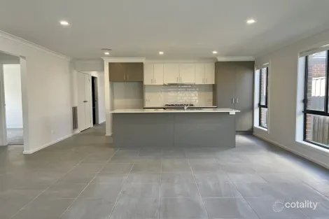 Property photo of 8 Telopia Street Clyde VIC 3978