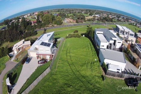 Property photo of 51 Sea-Lakes Close Lakes Entrance VIC 3909