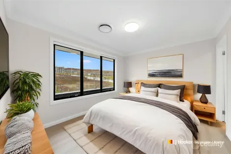 Property photo of 2 Seville Way Gregory Hills NSW 2557