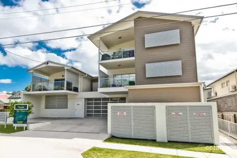 22 Adelaide St, Carina, QLD 4152