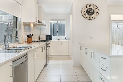 Property photo of 2 Crimson Crescent Carrum Downs VIC 3201
