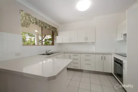 2/47 Swain St, Holland Park West, QLD 4121