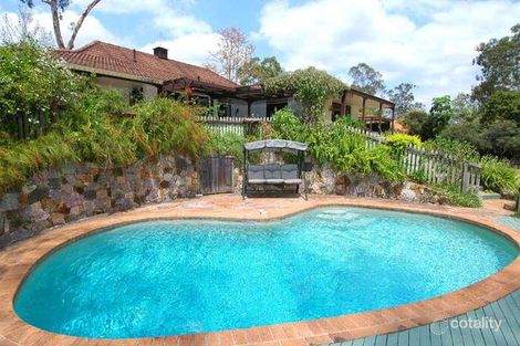 30 Yarawa St, Kenmore, QLD 4069