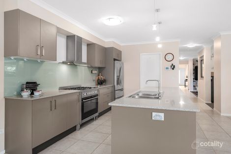 Property photo of 15 Macadamia Street Doreen VIC 3754