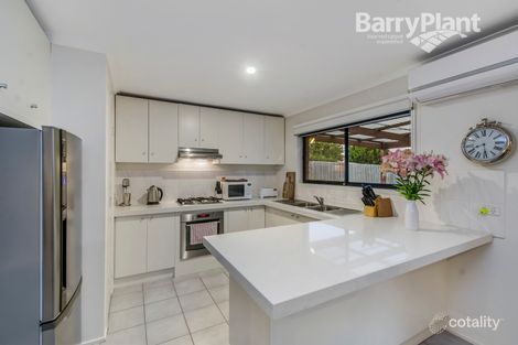 Property photo of 2 Aristotle Court Narre Warren VIC 3805