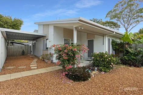 65c Urangan St, Torquay, QLD 4655