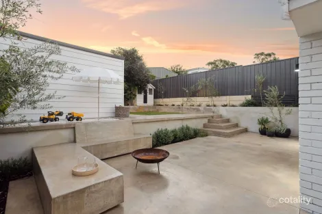 Property photo of 17 Clement Drive Karrinyup WA 6018