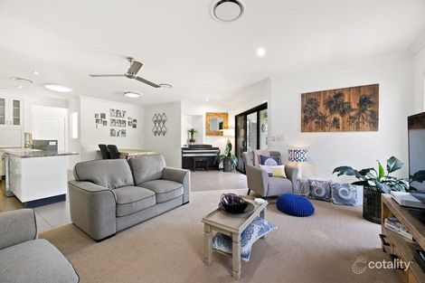 Property photo of 3 Joy Close Highfields QLD 4352