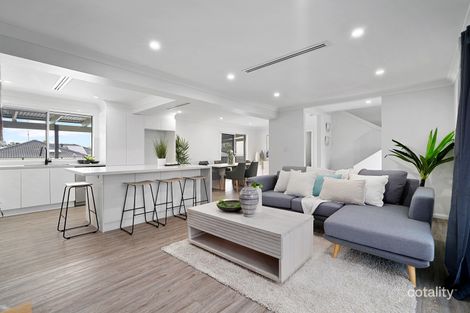 Property photo of 19 Menzies Circuit St Clair NSW 2759