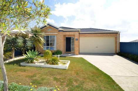 16 Pearl Bay Passage, St Leonards, VIC 3223
