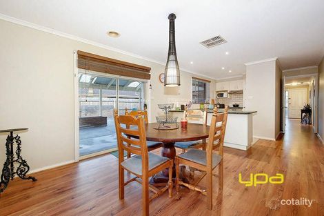 Property photo of 8 Kolivas Court Hillside VIC 3037