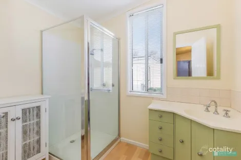 Property photo of 48 Peg Leg Road Eaglehawk VIC 3556