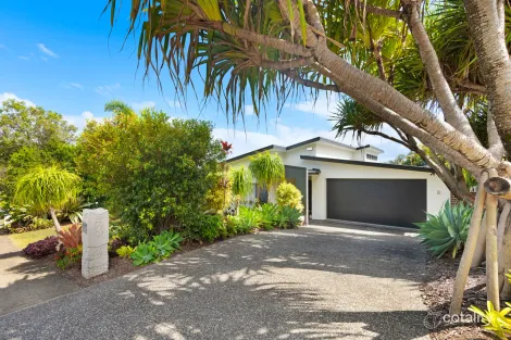 15 Honeyeater Cres, Peregian Springs, QLD 4573