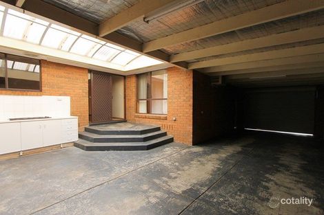 Property photo of 20 Moorhead Drive Mill Park VIC 3082