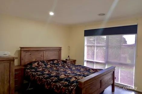 Property photo of 23 Simon Court Hampton Park VIC 3976