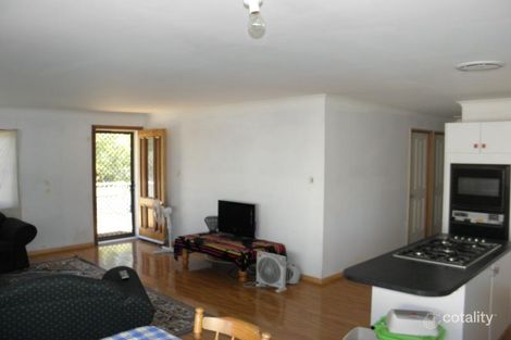 Property photo of 6 Poinciana Court Moore Park Beach QLD 4670