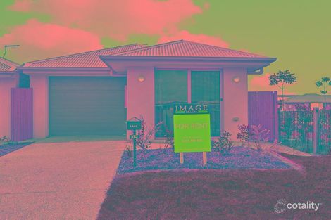 Property photo of 38 Milbrook Crescent Pimpama QLD 4209