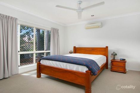 Property photo of 33 Chesterfield Close Brinsmead QLD 4870