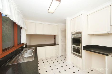 Property photo of 30 Bambridge Street Weetangera ACT 2614