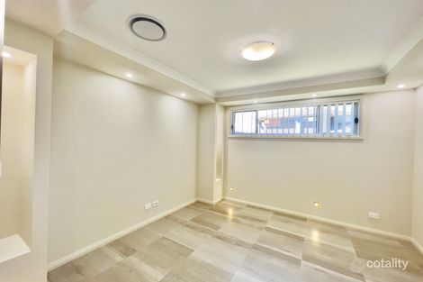 Property photo of 5 Tammarin Rock Avenue Austral NSW 2179