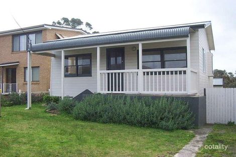 18 Canberra Cres, Burrill Lake, NSW 2539