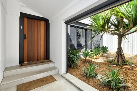 Property photo of 100 Bay Road Blue Bay NSW 2261