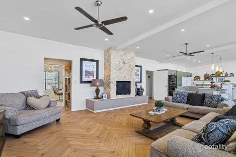 Property photo of 38 Belinda Loop Dawesville WA 6211