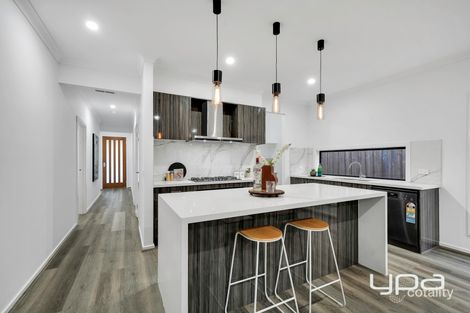 Property photo of 4 Veda Street Werribee VIC 3030