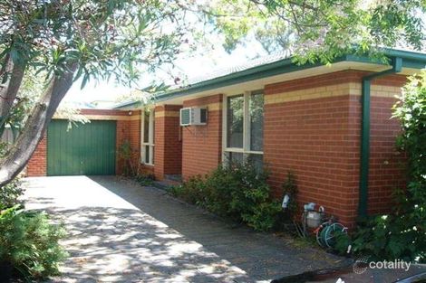 2/13 Cooper St, Essendon, VIC 3040