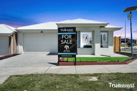 Property photo of 7 Tatarian Road Sunbury VIC 3429